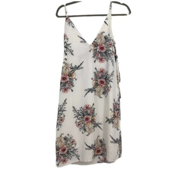 Bishop + Young white floral V neck cami  slip mini dress SP - Picture 14 of 15